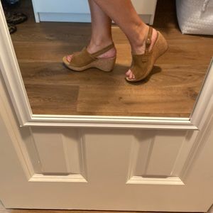 Tan suede Clark brand shoes. Size 8